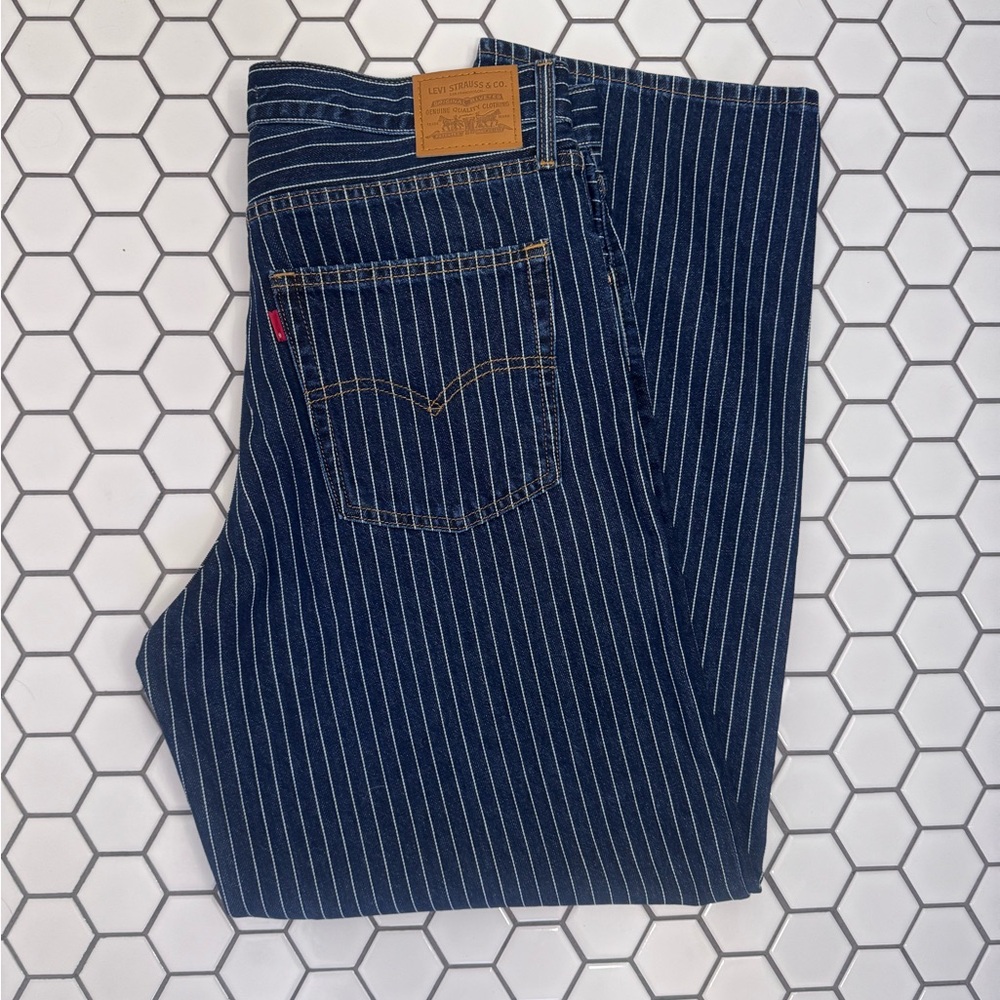 Women’s Levi’s Baggy Dad Stripped Jean